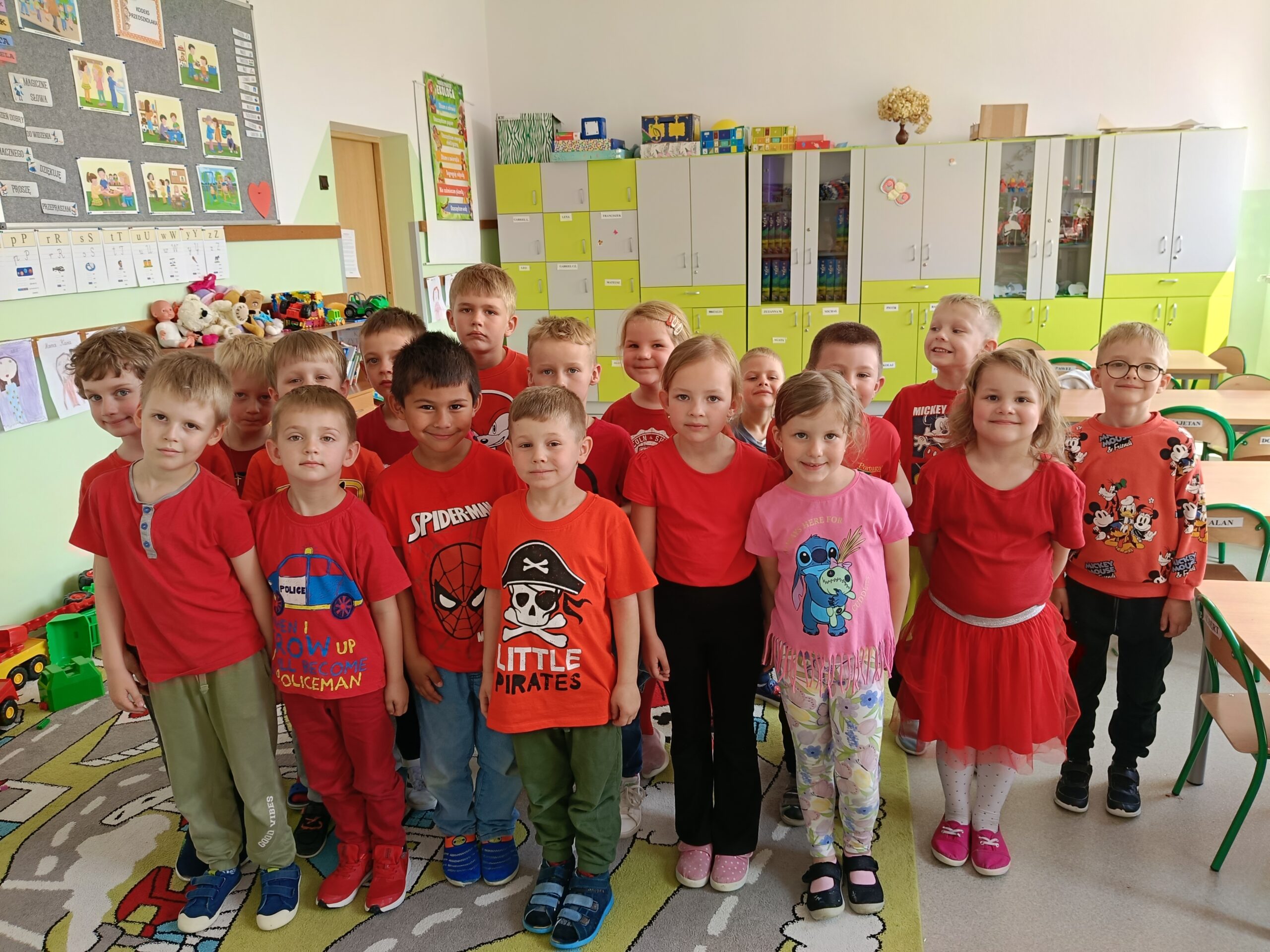 KOLOROWY TYDZIEŃ PROFILAKTYKI – CZERWONY „DZIEŃ AKTYWNOŚCI FIZYCZNEJ”